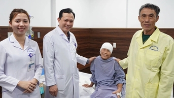 Phẫu thuật thành công ca ung thư da đầu thể hiếm