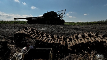 Nga thêm cách đánh lừa Ukraine, phương Tây chuyển trọng tâm hỗ trợ vũ khí?
