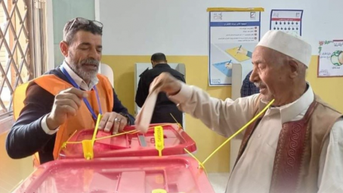 Libya đánh dấu mốc quan trọng khi mở cuộc bầu cử hội đồng thành phố, tỷ lệ đi bỏ phiếu đáng ngạc nhiên, cộng đồng quốc tế vui mừng khen ngợi