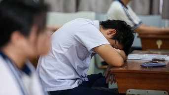Bộ GD-ĐT 'chốt' đáp án câu tranh cãi đề tiếng Anh, thí sinh nói gì?