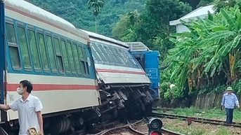 Liên tiếp 6 vụ tàu hỏa trật bánh, Ban ATGT Thừa Thiên Huế vào cuộc