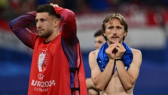 Cơ hội đi tiếp của Croatia rất mong manh, chờ phép màu cho Luka Modric!