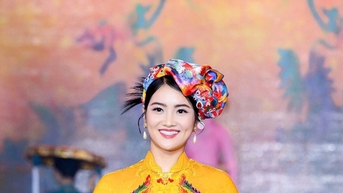 លើកតម្កើងភាពស្រស់ស្អាតរបស់ជនជាតិវៀតណាម Ao Dai តាមរយៈកម្មវិធី "ប្រភពដើមនៃការរួមបញ្ចូលគ្នានៃ Quintessence"