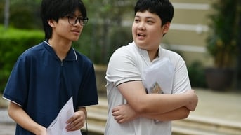 Hà Nội tạm hoãn duyệt điểm chuẩn bổ sung vào lớp 10 công lập