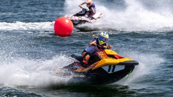 ការប្រណាំងទូកថាមពល F1H2O និងភាពរំភើបរបស់វា។