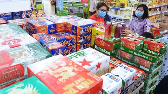 Siết chặt nồng độ cồn, chủ hãng bia Sài Gòn nói doanh thu cao hơn nhờ tăng giá