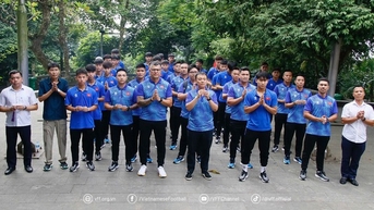 U.17 វៀតណាម ធ្វើ​អ្វី​ពិសេស​មុន​យក​ឈ្នះ​ការ​ប្រកួត​អាស៊ី
