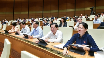 Quốc hội thông qua Luật Công chứng: Công chứng viên hành nghề đến 70 tuổi