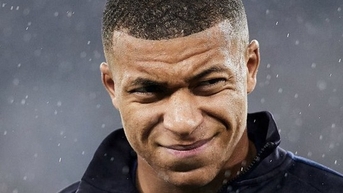 Vì sao PSG yêu cầu Mbappe phải gia hạn hay không chỉ trong 2 tuần tới?