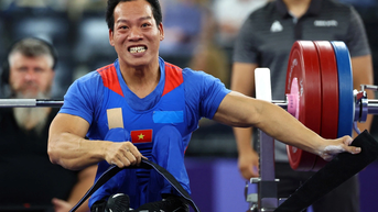 Lực sĩ Lê Văn Công được thưởng 235 triệu đồng sau khi giành HCĐ Paralympic 2024