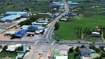 ការ​សាងសង់​ស្ពាន​អាកាស​លើ​កំណាត់​ផ្លូវជាតិ​លេខ​១ តភ្ជាប់​ទៅ​ផ្លូវ​ល្បឿនលឿន Phan Thiet