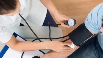 Những nguyên tắc vàng khi uống thuốc huyết áp