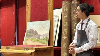 រឿងគំនូរ 19 ផ្ទាំងរបស់ស្តេច Ham Nghi ដាក់ដេញថ្លៃនៅប្រទេសបារាំង