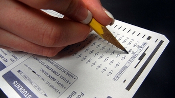 Đại học Ivy League đầu tiên yêu cầu điểm SAT trở lại