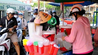 더운 날씨에 시원한 음식이 인기, 칸토 상인들이 큰 이익을 낸다