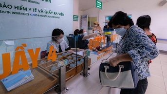 Bộ Y tế đề xuất bổ sung kinh phí cho khám, chữa bệnh BHYT