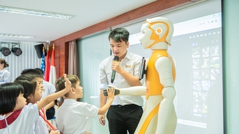 TP.HCM tăng cường dạy trí tuệ nhân tạo và ngoại ngữ cho học sinh
