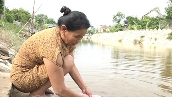 Hàng nghìn hộ dân dùng nước sông ô nhiễm để sinh hoạt