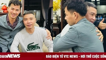 'Nam Tao' Xuan Bac ឱប 'Miss Dau' Cong Ly យ៉ាង​តឹង​ណែន​ក្នុង​ថ្ងៃ​បុណ្យ Tet