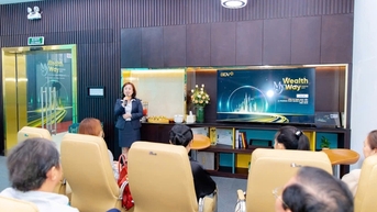 Tối ưu hóa bài toán đầu tư cho khách hàng cao cấp