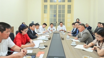 Tập đoàn công nghệ hàng đầu Trung Quốc mong hợp tác lĩnh vực giao thông