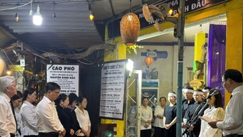 Phó Chủ tịch Tô Thị Bích Châu dự lễ truy điệu nhà nghiên cứu Nguyễn Đình Đầu