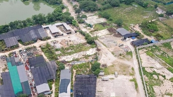 Chưa hoàn thành pháp lý đã sốt bởi "cò"