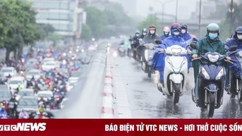 Dự báo thời tiết ngày mai 1/5: Không khí lạnh tràn về, miền Bắc mưa dông