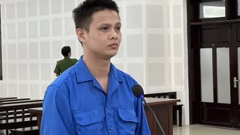 'Trùm' ma túy chuyên phục vụ dân chơi ở tụ điểm giải trí lãnh 20 năm tù