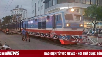 Tai nạn tàu hỏa làm một người tử vong, giao thông kẹt cứng