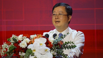 Làm các dịch vụ công trên ứng dụng… báo chí