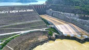 Thủy điện Hòa Bình sẽ xả lũ 22h hôm nay