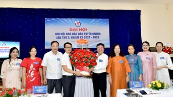 ផ្តោតលើការបណ្តុះគុណភាពនយោបាយ និងជំនាញវិជ្ជាជីវៈ