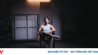 “Tôi nghĩ mình sẽ ‘phát điên’ nếu tiếp tục viết nhạc tình yêu”