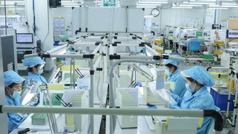 베트남은 반도체 산업을 발전시킬 수 있는 큰 잠재력을 가지고 있습니다.