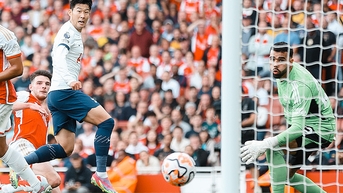 Tottenham tiếp tục thâu tóm giải thưởng tháng Ngoại hạng Anh