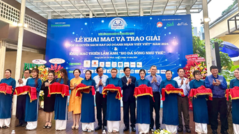 Khai mạc Tuần lễ Doanh nhân và Sách năm 2024