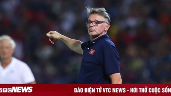 Tuyển Việt Nam lạc nhịp, chưa thấm triết lý HLV Troussier