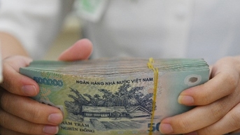 'Ông lớn' giảm lãi suất về mức thấp kỷ lục