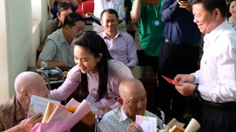 Mong đặt bàn thờ Phùng Há tại khu nhà nghệ sĩ trong Trung tâm dưỡng lão Thị Nghè