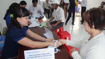 Trình Chính phủ Nghị định điều chỉnh lương hưu, trợ cấp bảo hiểm xã hội