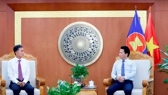 Bộ trưởng Đặng Quốc Khánh tiếp lãnh đạo Tập đoàn Abe Invest Hàn Quốc chuyên về lĩnh vực xử lý nước thải