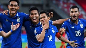 Thái Lan công bố danh sách dự AFF Cup: Bunmathan, Chanathip vắng mặt