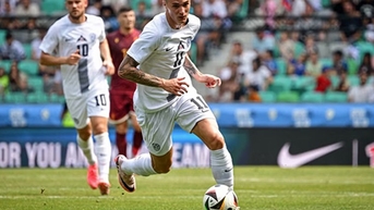 Benjamin Sesko và Dusan Vlahovic sẽ tụt giá thảm hại sau EURO 2024?