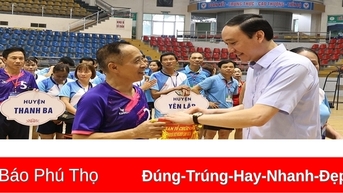 បើកការប្រកួតបាល់ទះសម្រាប់មនុស្សចាស់នៅខេត្ត Phu Tho