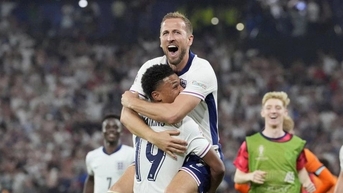 Harry Kane: "Tôi xứng đáng được hưởng phạt đền"