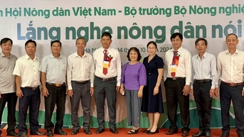 8 ông tỷ phú nông dân đất Bình Dương book vé máy bay ra Hà Nội cổ cũ Nông dân Việt Nam xuất sắc