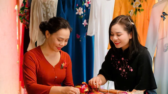 Chủ nhân của 5 sản phẩm thêu tay OCOP và tâm huyết gìn giữ nghề