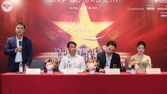Hòa nhạc sống lại những năm tháng hào hùng