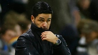 Arteta: 'Hãy nhìn Arsenal bằng kính thiên văn, thay vì kính hiển vi'